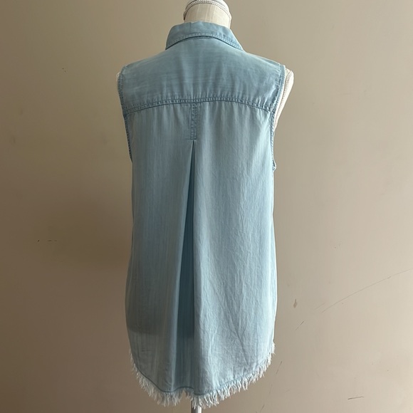 beachlunchlounge Women’s Lyocell Sleeveless Button Down Shirt Size: M - Picture 4 of 7